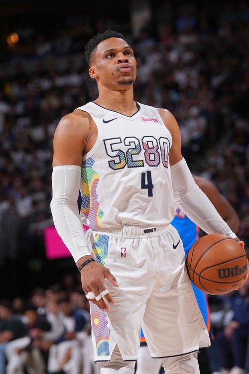 开强强对碰 开强强对碰